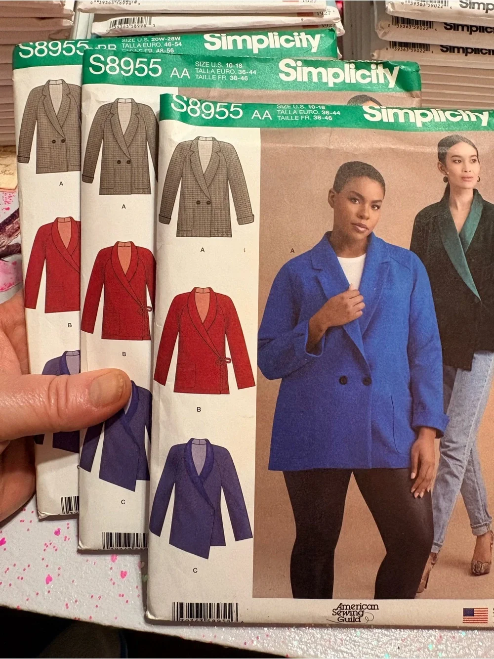 BN UNCUT SIMPLICITY 8955 AA OR BB SEWING PATTERNS